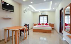 OYO 42688   Adora Hotel Fathima Palace