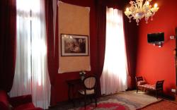 AlPalazzoLionMorosini