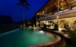 Frangipani Villas