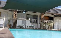 tudor house motel