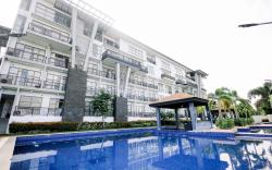 Crown Harbour Springs Managed By Enderun Hotels