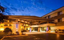 Suburban Studios Arlington Heights - Elk Grove