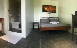 Victoria's Bed & Breakfast 8