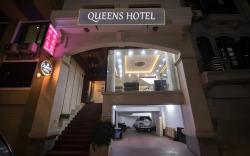 QUEEN'S HOTEL