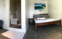 Victoria's Bed & Breakfast 9