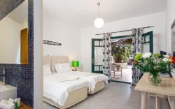 Tharroe of Mykonos Hotel