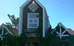 Hotel and Hostal Truyaca 