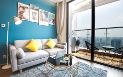 Luxury&Romantic 02BR APT in Vinhomes Metropolis