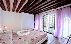 Red Rose - Grande apt in un palazzo storico