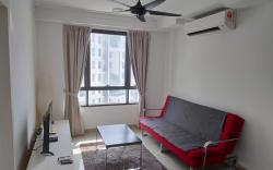 Anuar Homestay @ Solstice Service Apartment