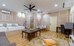 Fella Studio Bandar Baru Uda 1