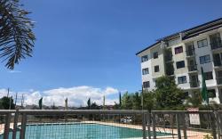 Cozy And Clean Condo near Enchanted Kingdom.