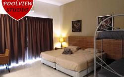 Four-bed Poolview Studio @ Gold Coast Morib*1526 