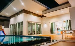 U pool villa Huahin