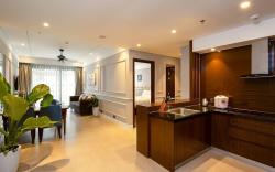 Luxurious beached apartment with sea view!