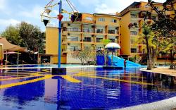 SeaView WiFi Studio | Gold Coast Morib [A3645]