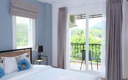 Living at Sphere Mountain View