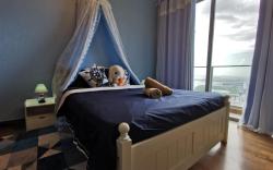 ATTIC✦Peak of MLKSeaview PrincessSuite[NETLFIX]#16