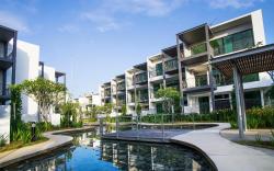 Eco-Living 3-Storey 3BR Bayou Residences