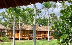 Mekong Daniel Resort(Family Bungalow)