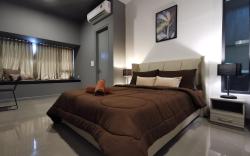 ATTIC✦ Modern Couple's Studio @ MLK Town #17