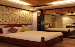Double Deluxe Room (overlooking sea view)