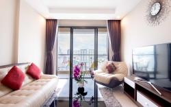 2BR/2WC/ The Gold View/ Free Gym Pool/Sale off 50