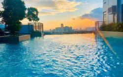 The Sentinel Residences Suites Condo unit For RENT