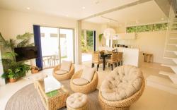 Y's Casa by HALE
