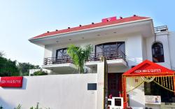 NOOK INN & SUITES - Place to Stay, Relax and Party