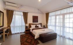 Villa Miracle Sanur - 200 metres to Beach