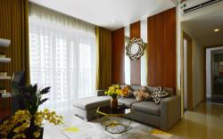 Spacious Saigon - Infinyty Pool and Gym - 3BRs