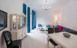 CASON DEL CORPUS  , Apartamento Deluxe  1, Go native Toledo, 10 PLAZAS