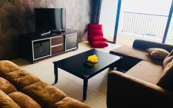 Sunrise Seaview 3BR Luxury Suites w/ Balcony
