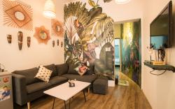 4 BR - Tropical House in French Quarter