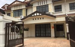 Relaxing & Comfy Puteri 6 Homestay