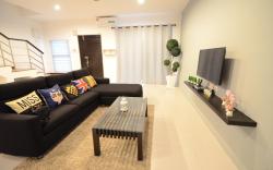 Decozy Homestay (10-14pax++)