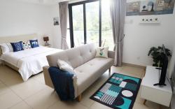 STYLISH COZY HOME @ MIDHILLS  GENTING l FREE WIFI