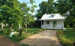 Benjamas Resort Hotel
