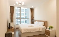 Lak's 2BR apartment at Vinhomes Central Park