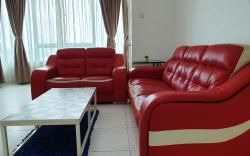 XXL Homestay @ Akademik Suites in Austin Height