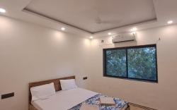 ROSHNI - THE LUXURY GUEST HOUSE