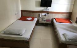 Hotel Rakshit International