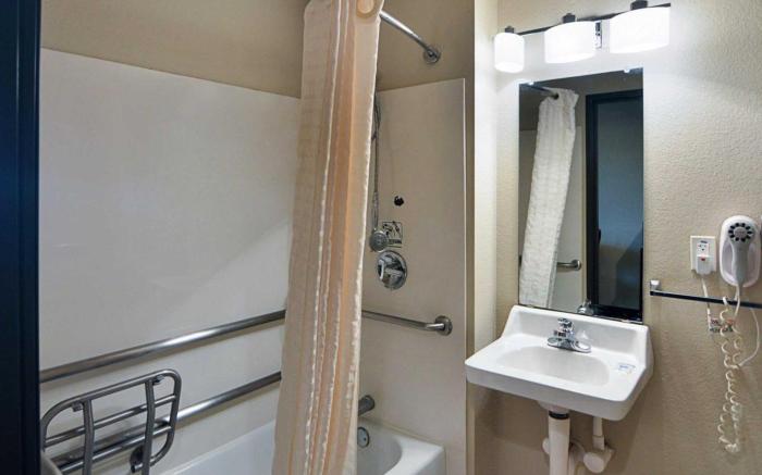 Rodeway Inn Carrollton I-35E