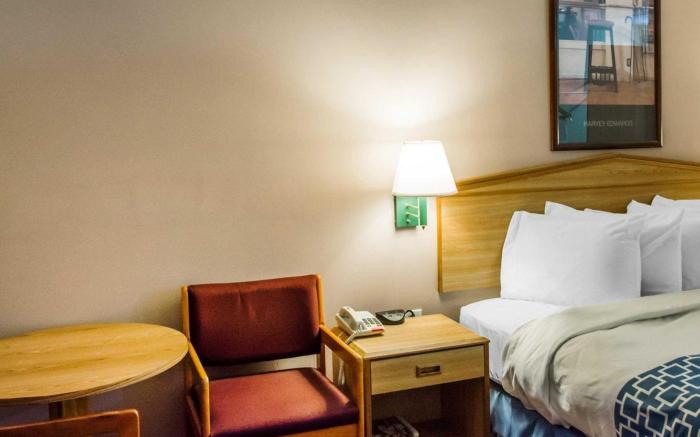 Econo Lodge Franklin - Springboro