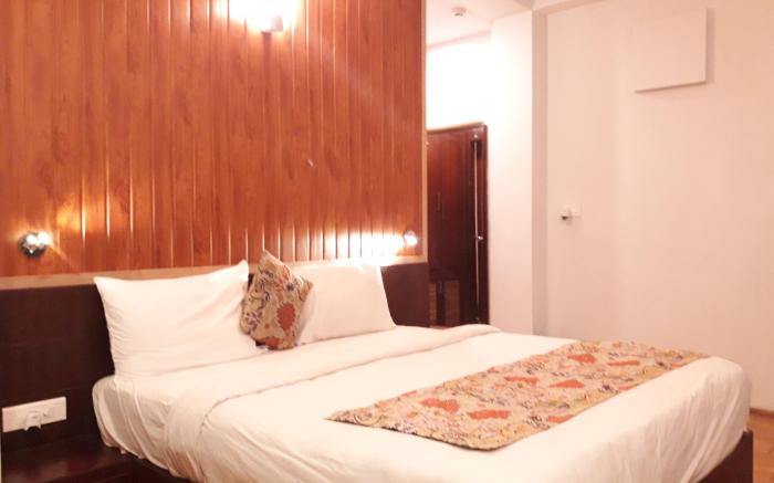 The Golden Crest Hotel