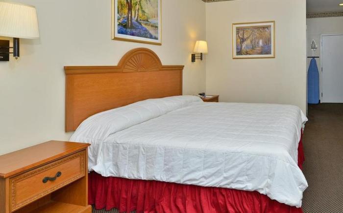 Americas Best Value Inn & Suites Haltom City Ft. Worth