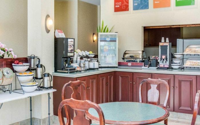 Quality Inn & Suites Olde Town
