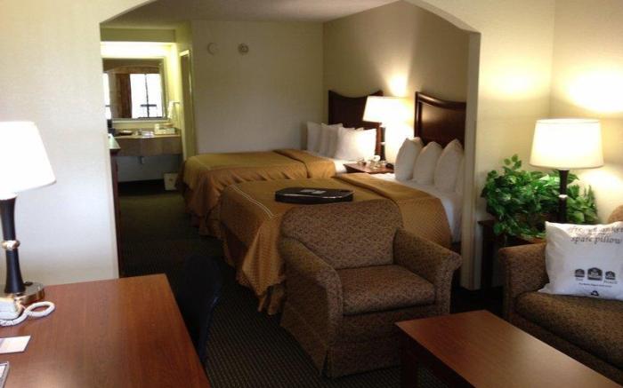 Best Western Inn and Suites Monroe