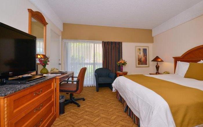 Best Western Plus Thousand Oaks Inn